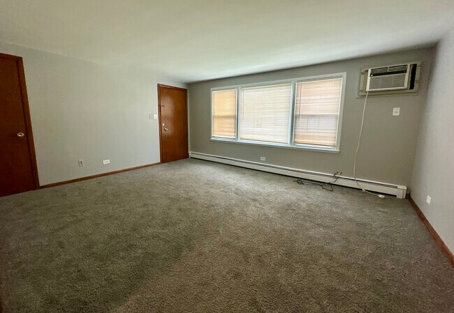 Building Photo - 11830 S Karlov Ave