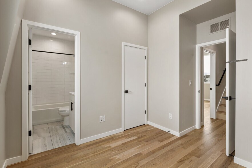 Building Photo - 3939 Inca St