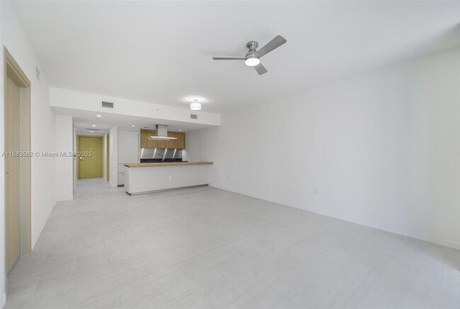 Building Photo - 1000 Brickell Plaza