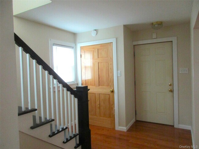 Building Photo - 20 Neversink Ave