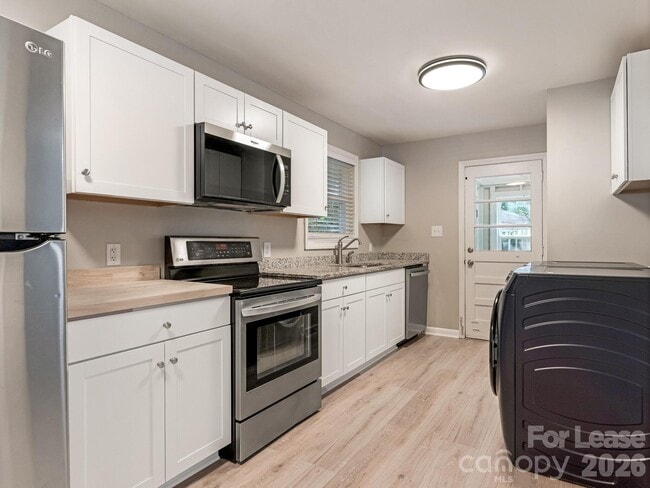 Building Photo - 2909 Southwest Blvd