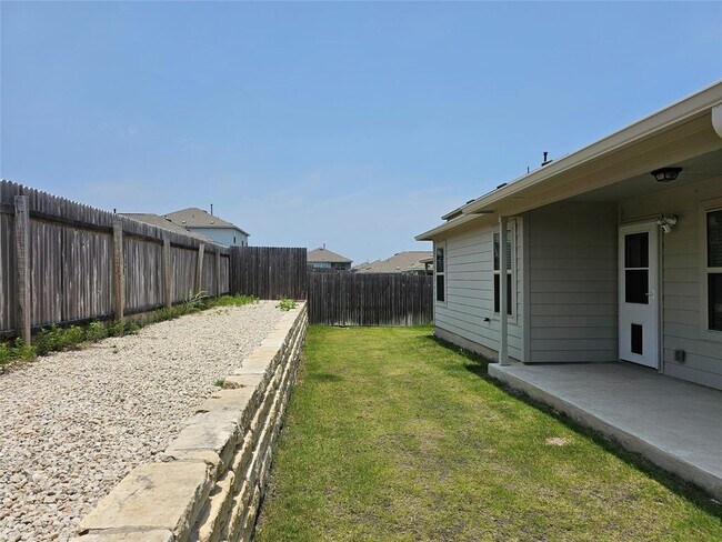 Building Photo - 21408 Bird Wing Dr
