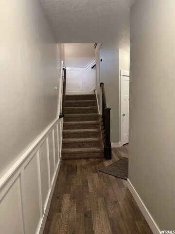 Building Photo - 982 E 70 S