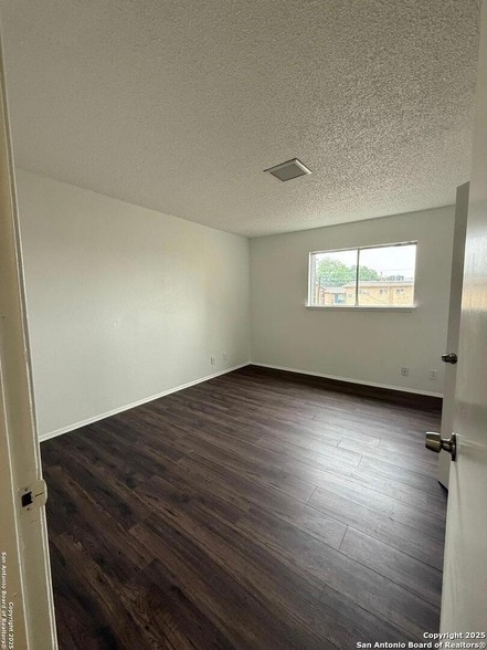 Building Photo - 223 Sprucewood Ln