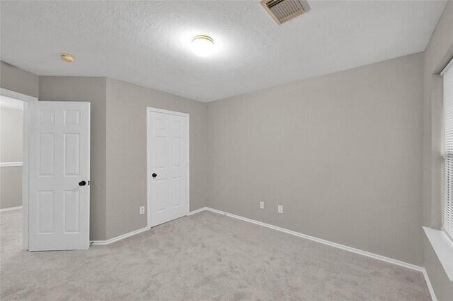 Building Photo - 147 Anise Tree Pl