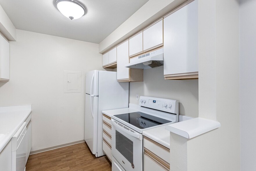 Interior Photo - Sammamish River Apartments
