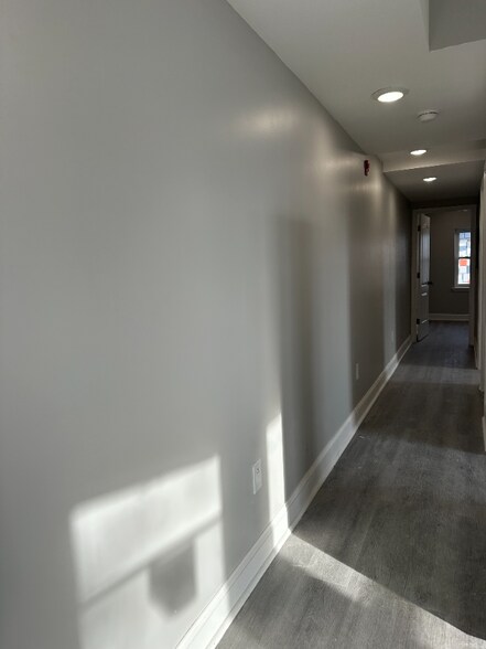 Building Photo - 3034 N 22nd St