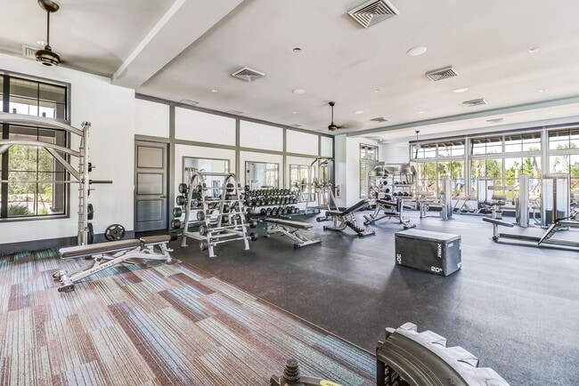 Building Photo - Spacious 3BR/3.5BA Home with Office & Reso...