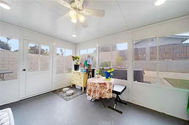 Building Photo - 8228 Oakhurst Pl