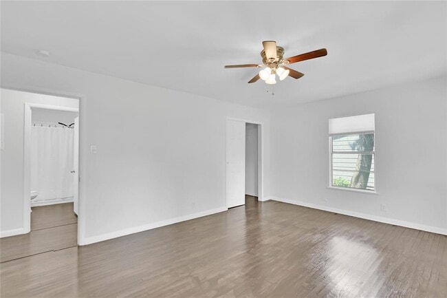 Building Photo - 1407 Kent St
