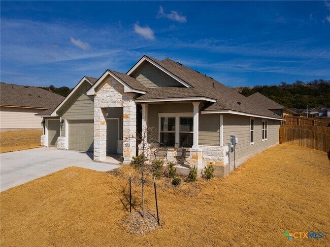 Building Photo - 110 Ayla Marie Dr