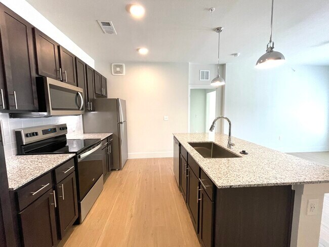 Building Photo - 4525 S Legacy Dr