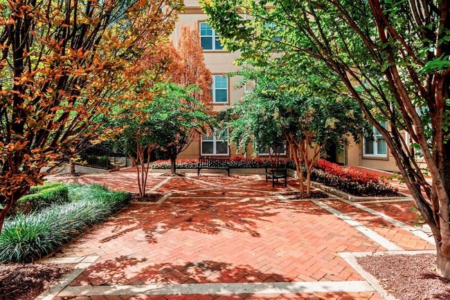 Building Photo - 1 Bed 1 Bath - North Bethesda Condo - 1 Reserved Parking Space