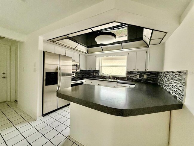 Building Photo - 7131 Potomac Dr