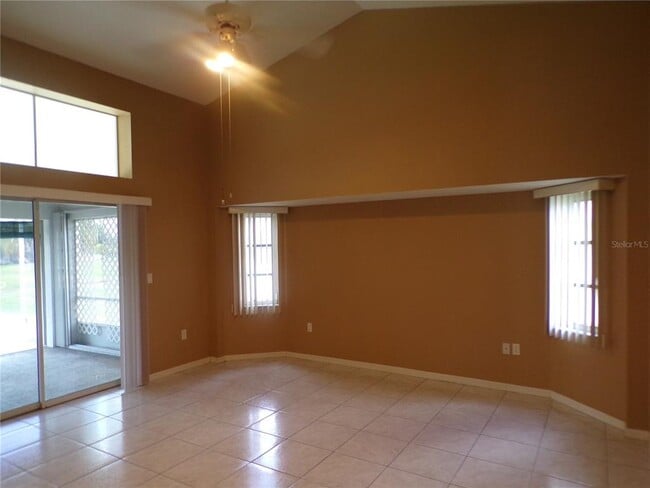 Building Photo - 555 Corrientes Cir