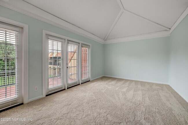 Building Photo - 6561 Mission Ct