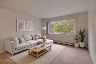 Building Photo - Taiga