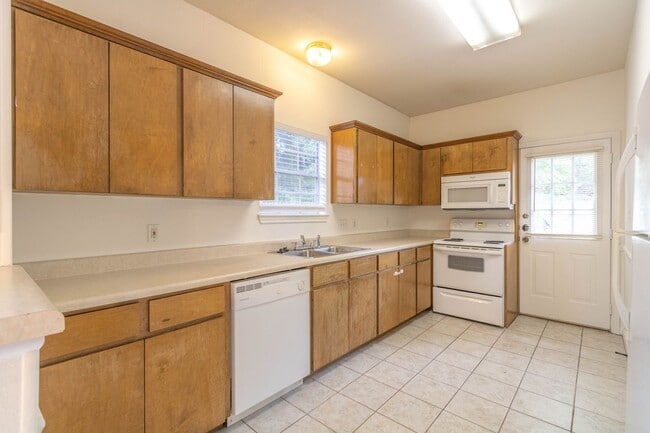 Building Photo - 303 Rawhide Loop