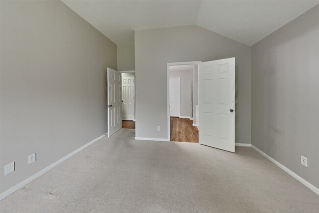 Building Photo - 26912 Castlecliff Ln