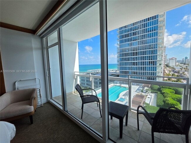 Building Photo - 6801 Collins Ave