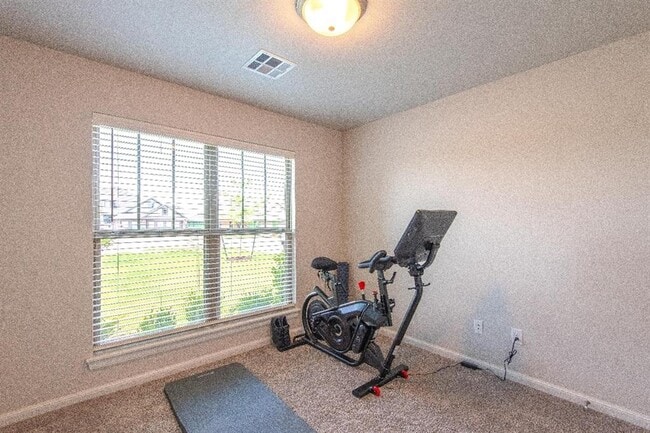 Building Photo - 2244 E Kellan Ct Terrace