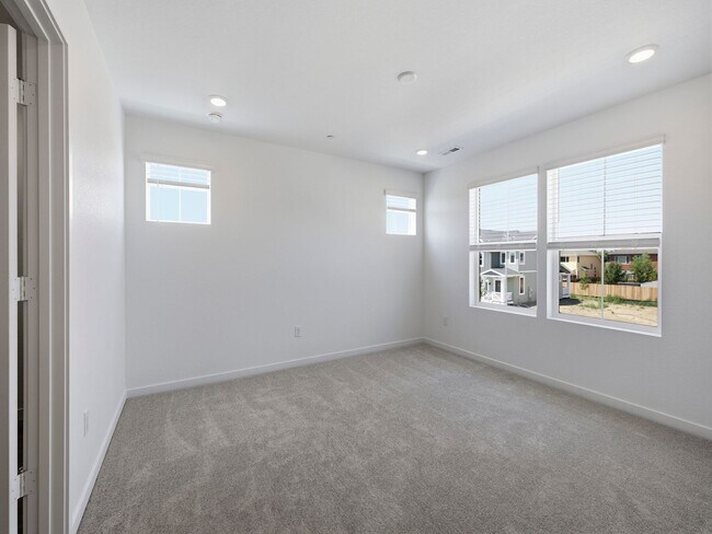 Building Photo - Brand New Build! 4 Bed, 3 Bath Townhouse in South Fort Collins!