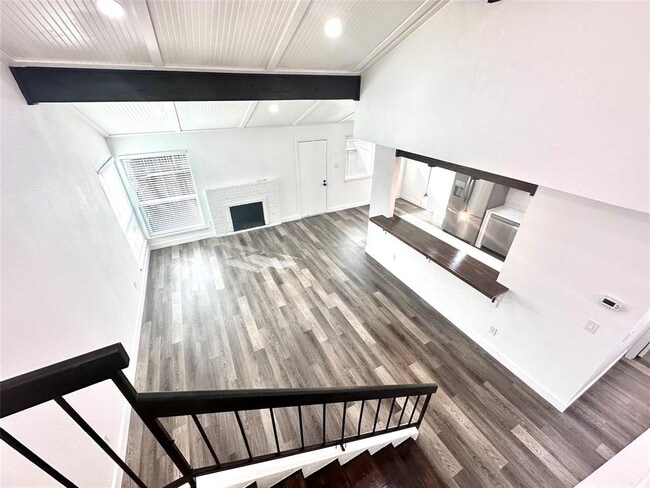 Building Photo - 1733 Harliquin Run