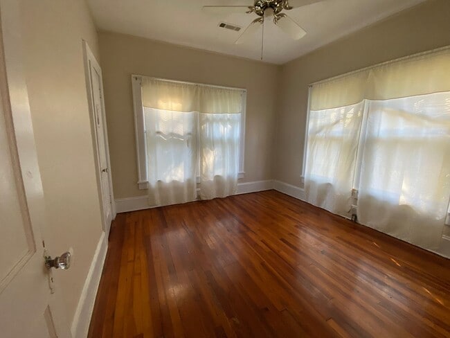 Building Photo - 3 Bedrooms, 1 Bathroom - West Rome House