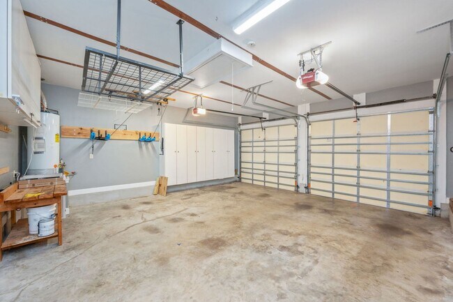 Building Photo - Swift Creek Preserve 5 Bedroom Beauty!