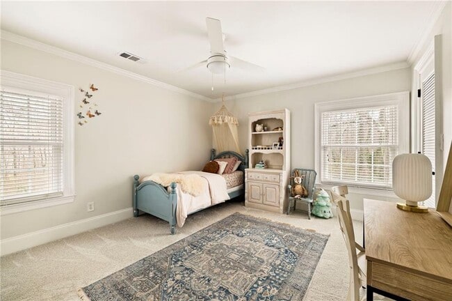 Building Photo - 2270 Emerald Dr