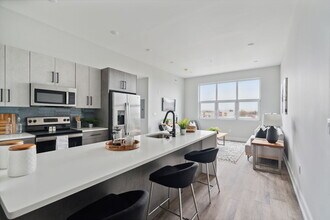 Building Photo - The Washington Apartments