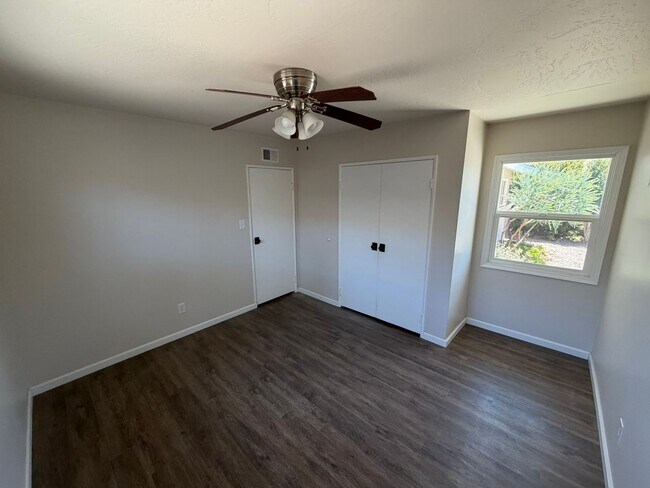 Building Photo - Charming 3 Bedroom Home with Beautiful Backyard in San Carlos