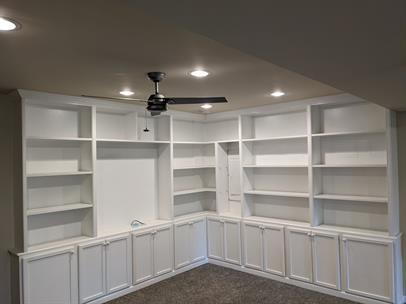 Building Photo - Spacious 3-Bedroom home with Hardwood & Finished Basement, and custom finishes