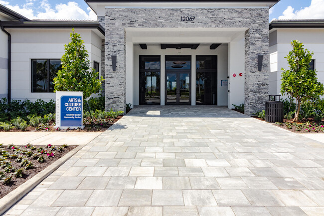 Building Photo - 13509 SW Oceanus Blvd