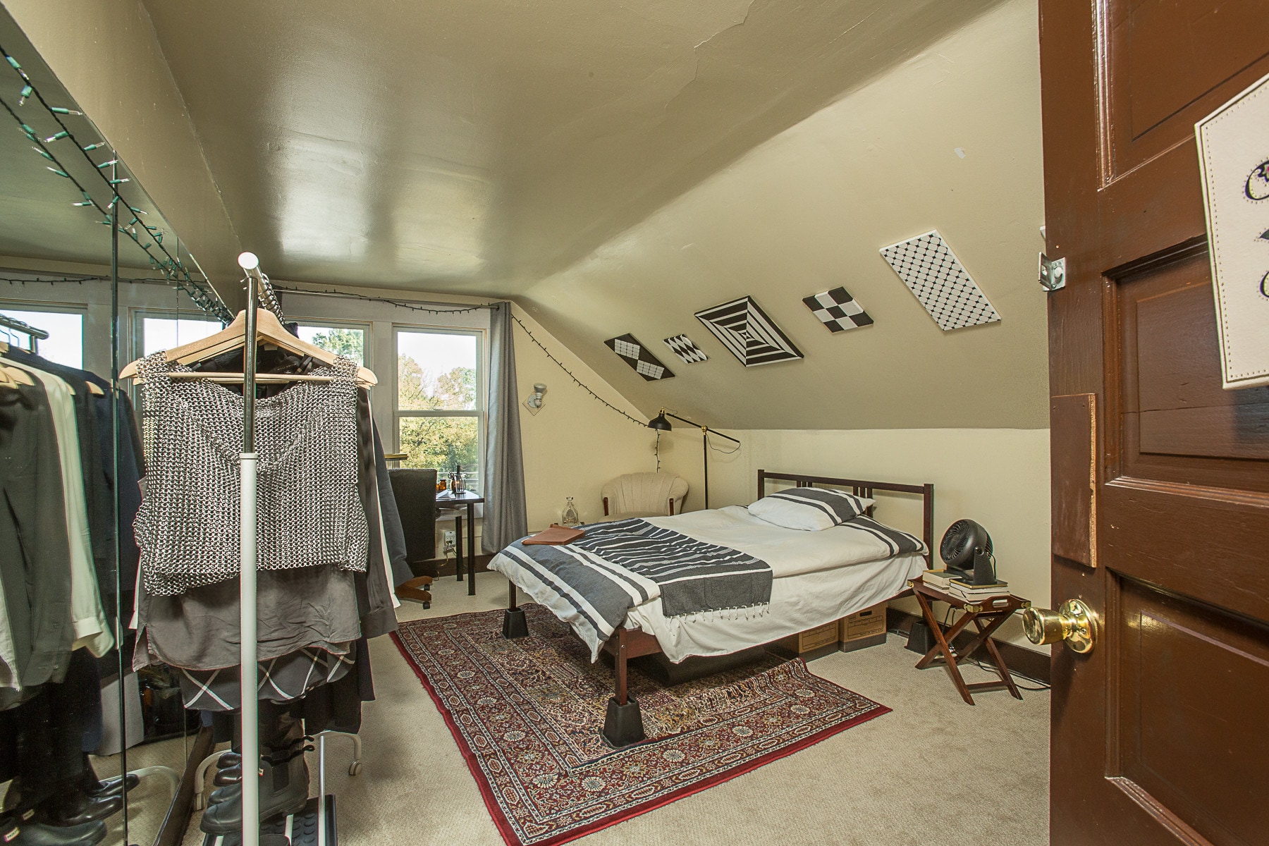 Building Photo - 2136 Summit St