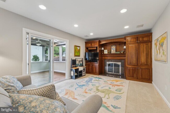 Building Photo - 5433 Braddock Ridge Dr