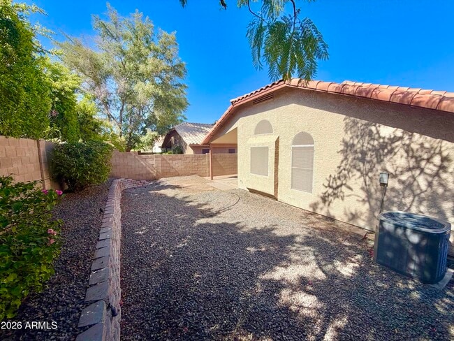 Building Photo - 9340 S Margo Dr