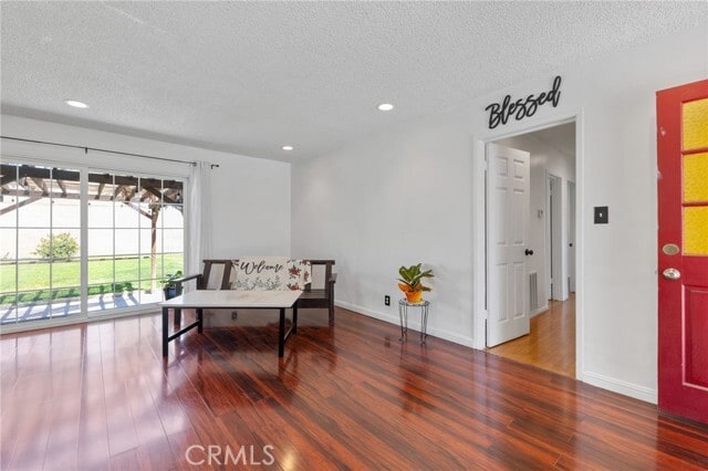 Building Photo - 12291 Hampton Ave