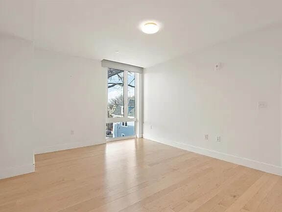 Building Photo - 7 Beech St