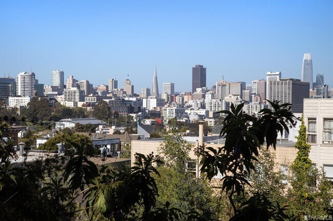 Building Photo - 958 Hayes St