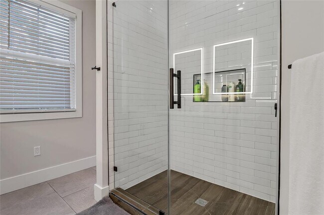 Building Photo - 1111 W Annie St