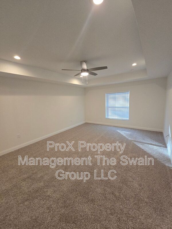 Building Photo - 803 Allison Pl