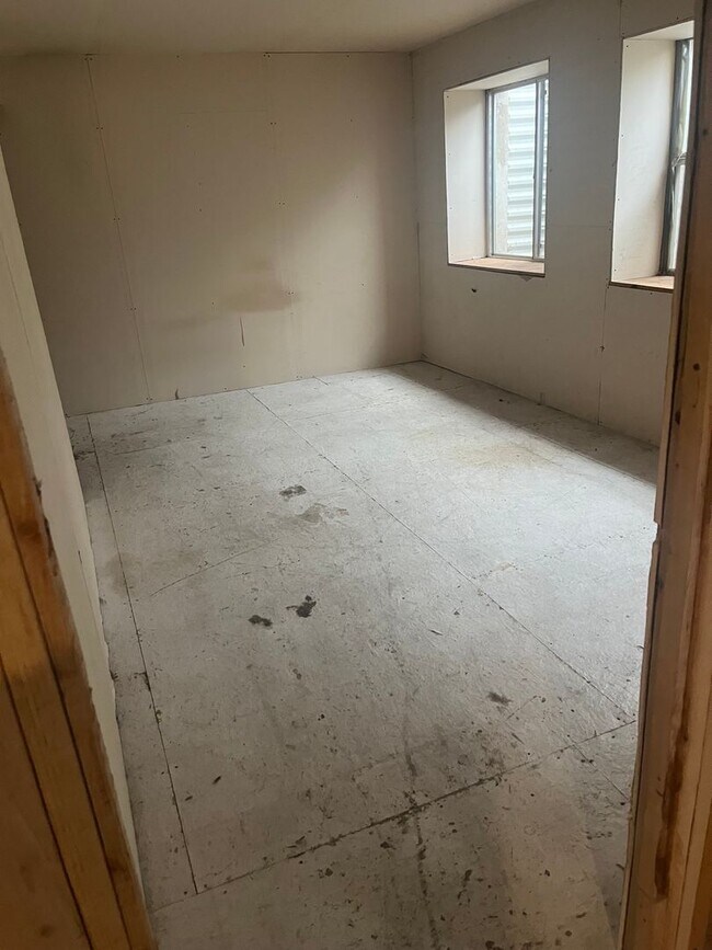 Building Photo - Gorgeous 4bd Home in  Cul-de-sac!!