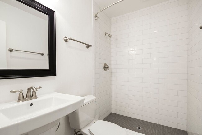 Building Photo - 6740 Sabado Tarde Rd