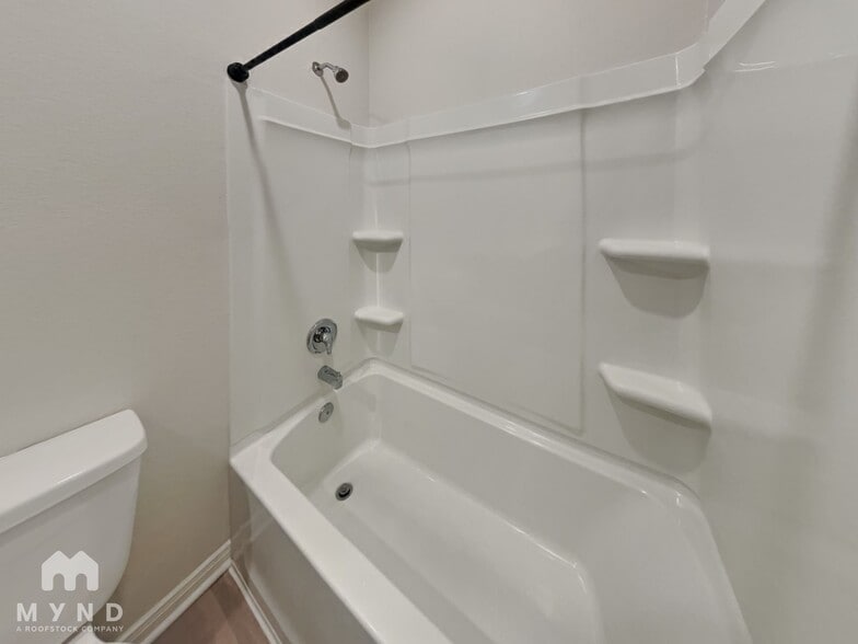 Building Photo - 15507 Caramel Spgs Dr