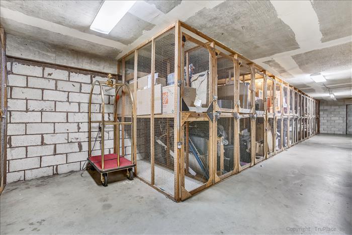Building Photo - 1300 Army Navy Dr