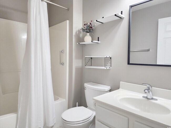 Building Photo - 217-914 Egret Run Ln