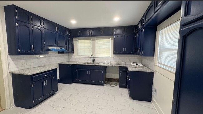 Building Photo - Charming 4-Bedroom Home For Rent in Gardendale