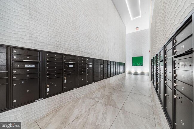 Building Photo - 255 W Falls Station Blvd