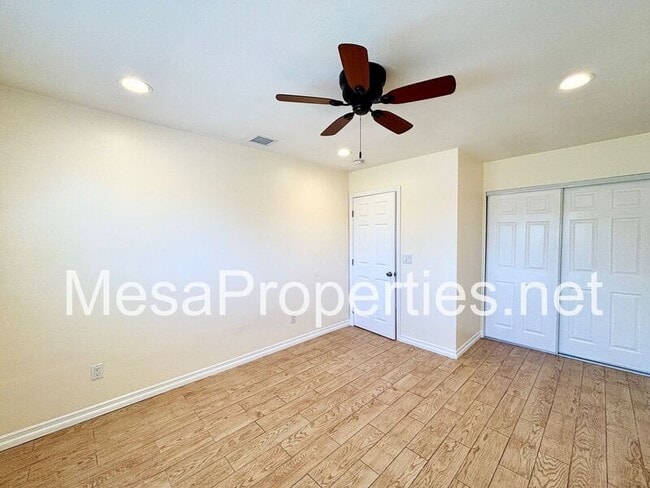 Building Photo - 16149 Orange St